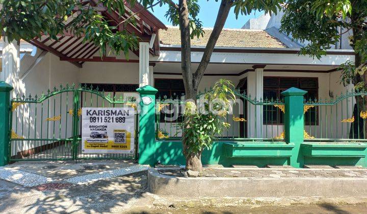 RUMAH DI PENJARINGAN SARI SELANGKAH DARI MERR 1