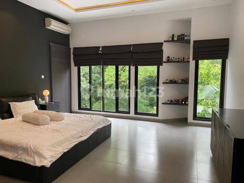 Dijual Rumah Di Kemang, Jakarta Selatan  2