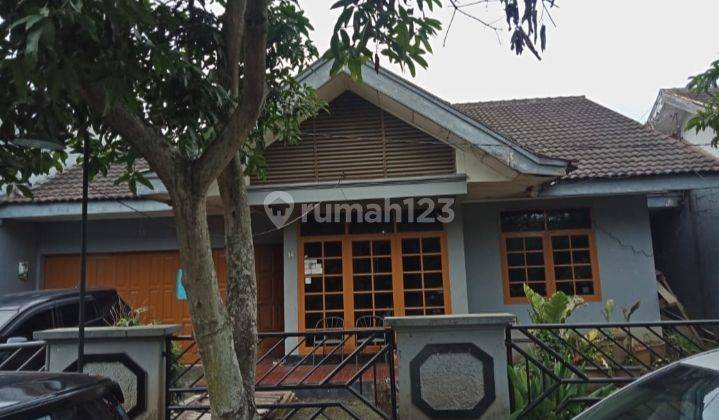 Rumah nyaman dan asri di Jalan kembar bandung 2