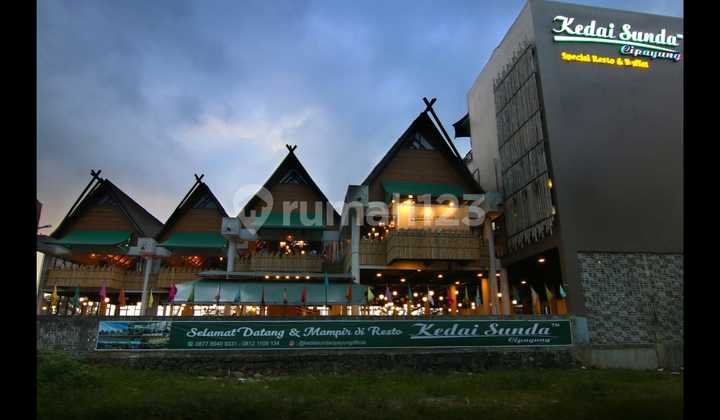 Dijual Murah Restaurant Sunda Didaerah Cipayung.yang Masih.beroperasi 1