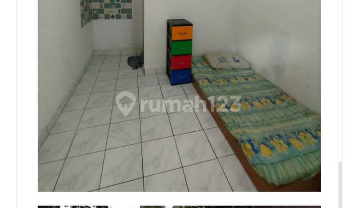 For sale. Cheap and fast. Boarding house plus pavilion in the city center. 2