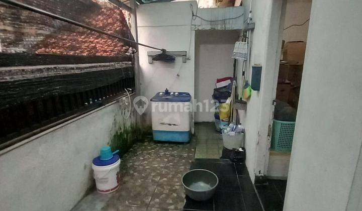 DI  RUMAH SANGAT MURAH LOKASI STRATEGIS AREA BUAH BATU 2