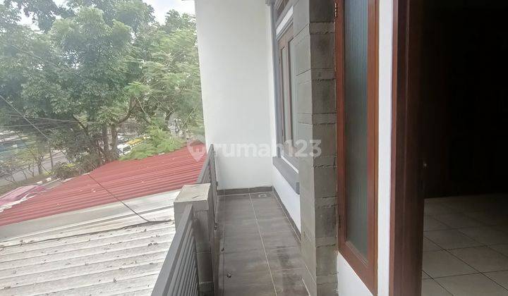 DI KONTRAKAN RUMAH BAGUS 2 LANTAI MAIN ROAD ANTAPANI COCOK BUAT USAHA 2