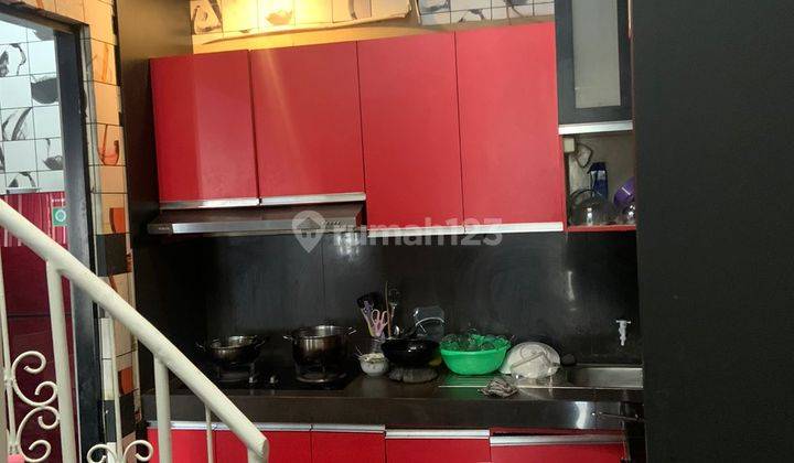 DI  RUMAH CANTIK FURNISHED 2 LANTAI DALAM KOMPLEK. AREA PADASUKA, LINGKUNGAN ASRI DAN SEJUK 2