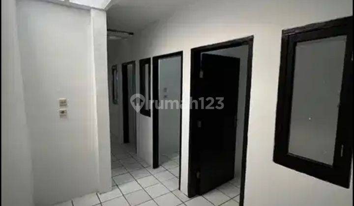 DI KONTRAKAN RUMAH CANTIK BARU RENOV AREA TURANGGA 2