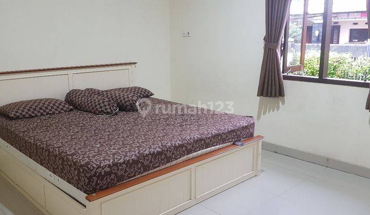 DI JUAL RUMAH CANTIK 2 LANTAI DENGAN FURNISHED AREA BUAH BATU 2