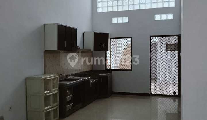 For Sale Minimalist Petemon House 2