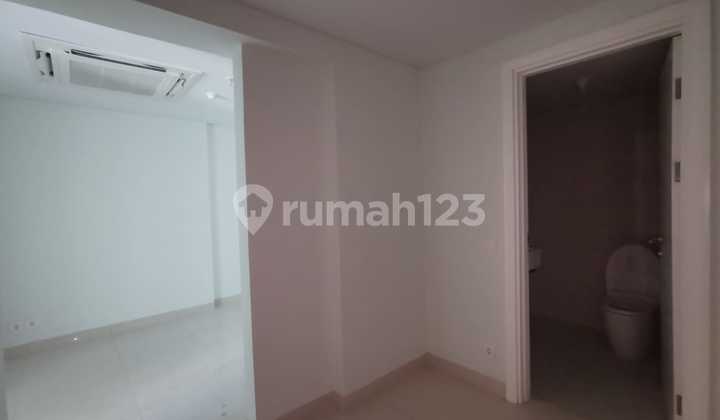 For Sale Vieloft Soho 3 Bedroom Apartment Suitable for Business 2