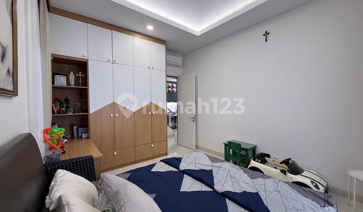 For Sale 2-Story Semi-Furnished House + Carport, Detached Type - Menteng Village Gading Serpong 2