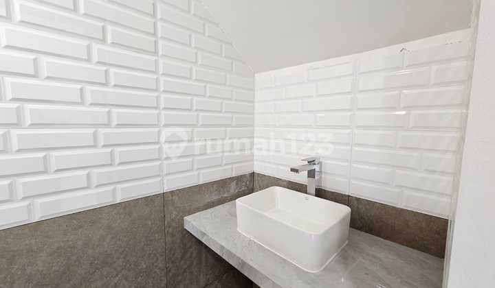 Selling at a Loss Brand New 2-Storey House - Medang Lestari Gading Serpong 2