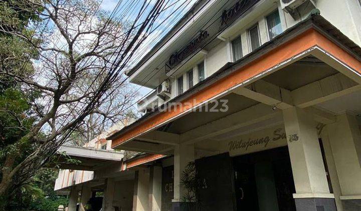 Rumah 3 Lantai Bagus Unfurnished SHM di Jl, Pasteur, Bandung 2