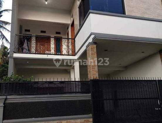 Rumah 2 Lantai Bagus Unfurnished SHM di Gustira, Cimahi 1