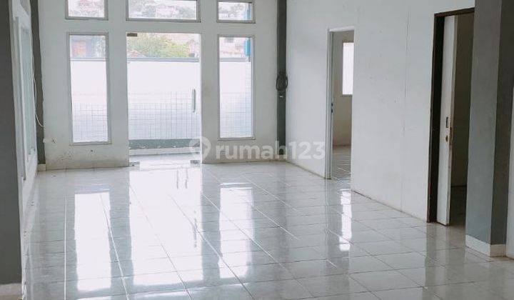 Rumah 4 Lantai Baru Unfurnished SHM di Cimenyan, Bandung 2