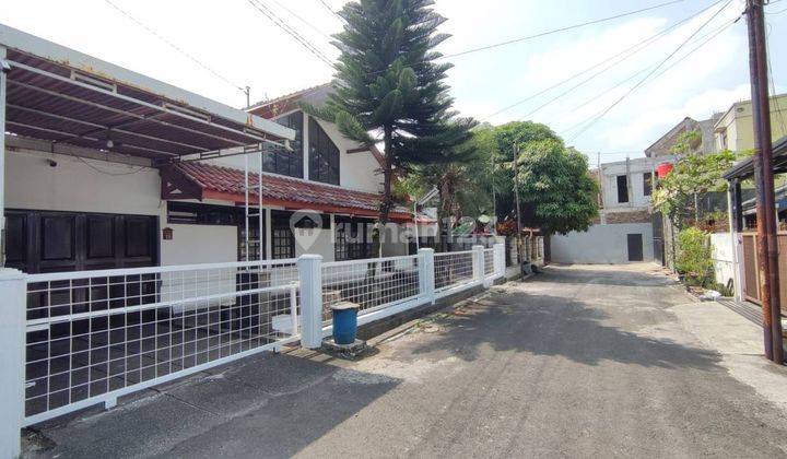 Rumah Bagus Unfurnished SHM di Turangga, Bandung 1