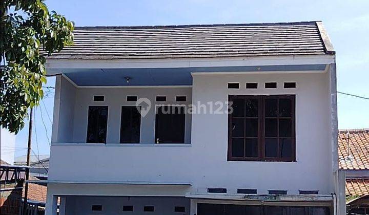 Rumah 2 Lantai SHM Sudah Renovasi ciwastra bandung 1