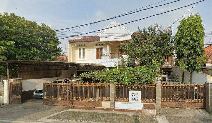 Rumah 2 Lantai Bagus Semi Furnished SHM di Turangga, Bandung 1