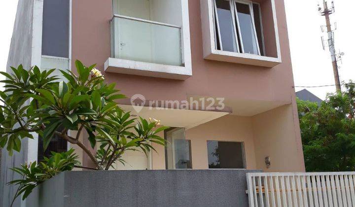 Rumah Baru 2 Lantai SHM Di arcamanik bandung 1