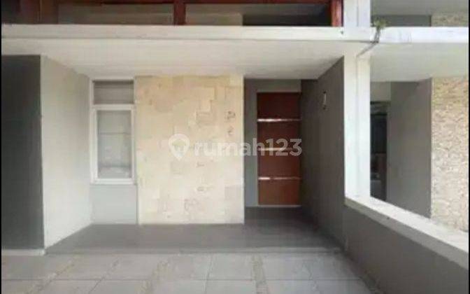 Rumah Bagus 2 Lantai Shm Di Gegerkalong Kota Bandung 2