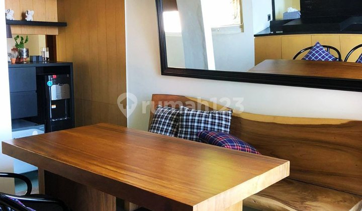 Good House 3 Floors Fully Furnished in Dago Area with Bandung View 2