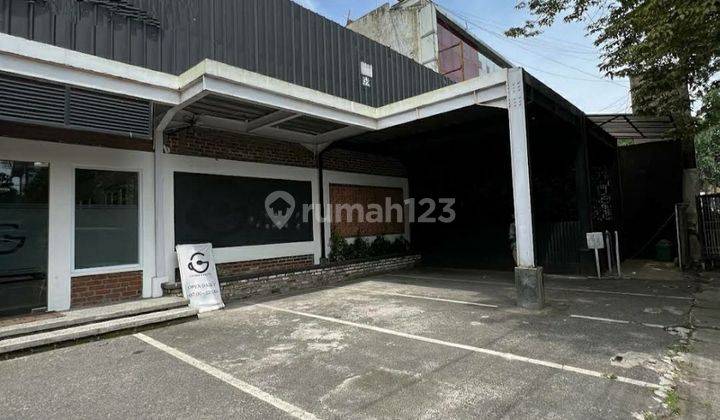 Rumah Ruang Usaha Bagus Jarang Ada Di Pusat Kota Bandung 1