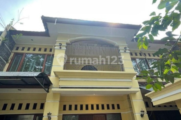 Ready-to-Occupy House Strategic Location on Aceh Street, Bandung City 2