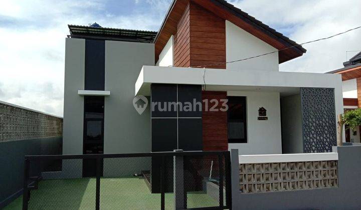 Rumah Villa 2 Lantai Nuansa Asri Pegunungan Di Lembang Bandung 1