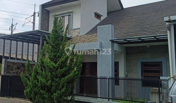 Rumah Bagus 2 Lantai Shm Di Mekar Wangi Bandung 1