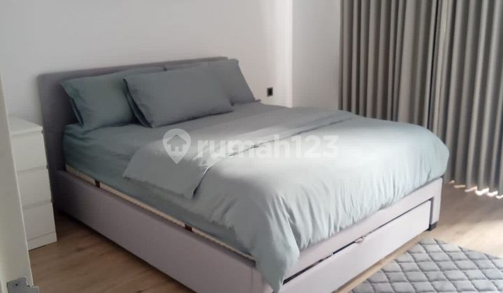 Luxurious Nice House in Setiabudi Regency Complex 2