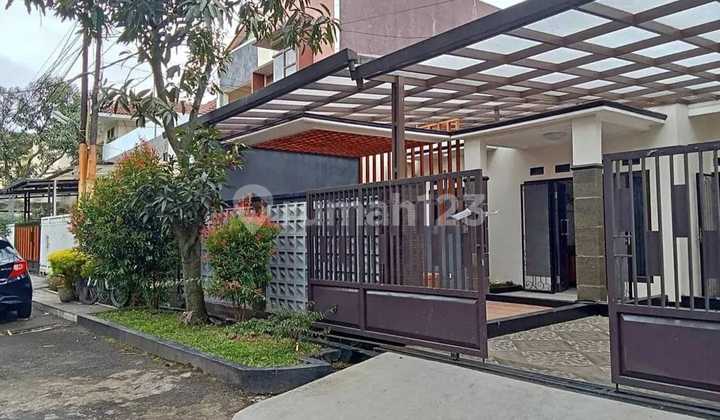Beautiful House Ready to Occupy in the Kawaluyaan Indah Complex