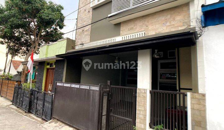 Rumah 3lantai Shm - Sertifikat Hak Milik Di Cimahi Kota Bandung 2