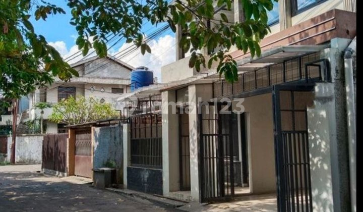 Nice House, Well-Maintained SHM, Ready to Occupy in Turangga, Bandung