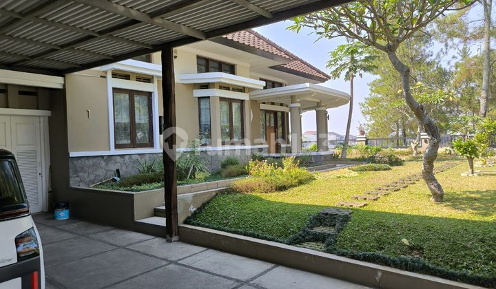 Rumah Mewah Buat Para Sultan Lokasi Elit Kota Baru Parahiyangan