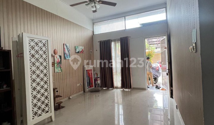 Nice House Ready to Occupy in a Comfortable Complex in Buah Batu