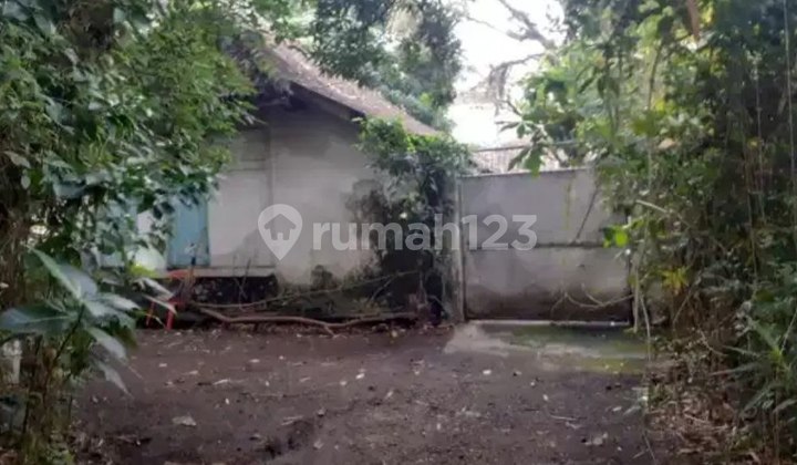 Rumah Lama Hitung Tanah Lokasi Bagus Sayap Gatsu Bandung 2