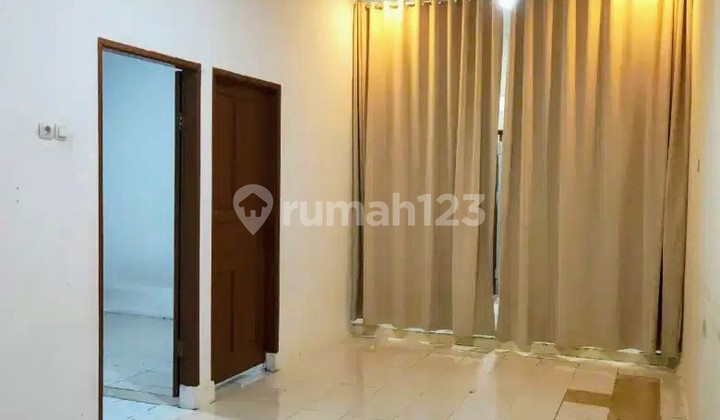 Duta Harapan Dekat Sumarecon Bekasi di Taman Danau Duta Harapan Bekasi, Jl. Duta Blvd Barat, Harapan Baru, Bekasi Utara, Kota Bekasi, Jawa Barat, Indonesia, 17123, Bekasi Utara SHM Bagus Rumah 2