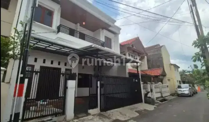 Rawamangun Jln Ikan2 Mewah Jakarta Timur Rumah Bagus di Jl. Bandeng 2 No. 9, Jati, Pulogadung, Kota Jakarta Timur, DKI Jakarta, Indonesia, 13220, Rawamangun SHM 1