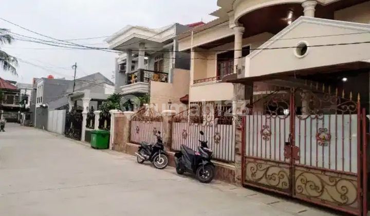 Below Pasar Duren Sawit, East Jakarta, Good SHM, House at the Camat Sawit Office, Swadaya VII Street, Duren Sawit, Duren Sawit, East Jakarta City, DKI Jakarta, Indonesia, 13440, Duren Sawit