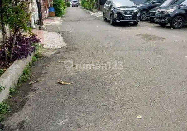 Jln 3 Mobil Malaka Perumnas Klender Jakarta Timur  2