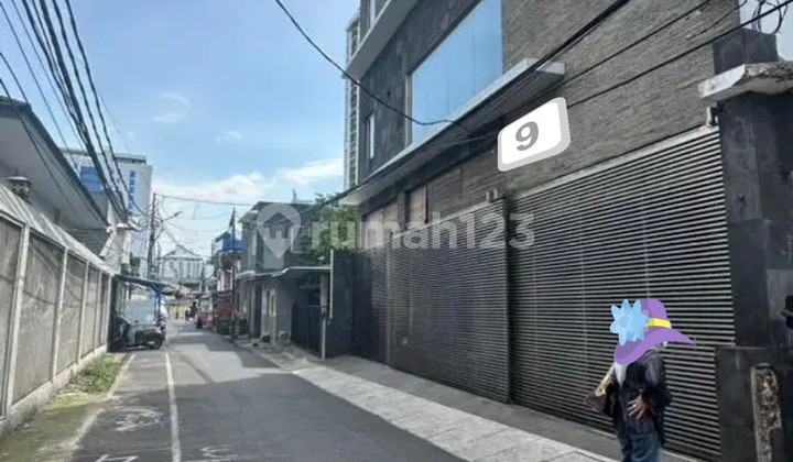 Tanah 150m² Kebon Sirih Barat Jakarta Pusat Tanah di Lobby Bank BNI Gambir, Jl. Kebon Sirih No. 51-53, Kebon Sirih, Menteng, Kota Jakarta Pusat, DKI Jakarta, Indonesia, 10340, Gambir SHM 150.0 m² Tanah 150m² Kebon Sirih Barat Jakarta Pusat Tanah di Lobby Bank BNI Gambir, Jl. Kebon Sirih No. 51-53, Kebon Sirih, Menteng, Kota Jakarta Pusat, DKI Jakarta, Indonesia, 10340, Gambir SHM 150.0 m²