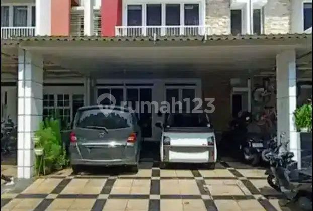 2.5 Lantai Sumarecon Bekasi Sudah Renov