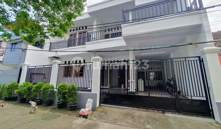 Duren Sawit Jln Lingkar Luar Jakarta Timur di Jl. Benda Jaya Timur Blok R No.1, Duren Sawit, Duren Sawit, Kota Jakarta Timur, DKI Jakarta, Indonesia, 13440, Duren Sawit