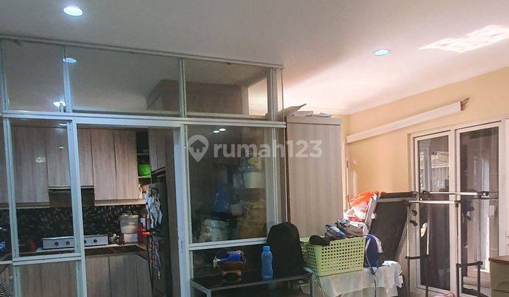 Jual Rumah Gandeng 2 Unit Jadi 1 Monaco Village, Furnished  2