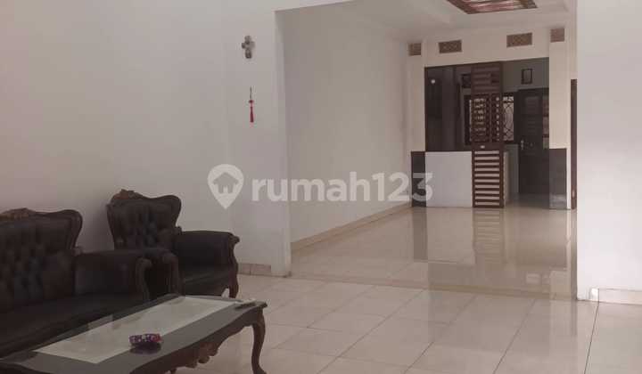 Di Jual Rumah Siap Huni.villa Melati Mas .Lokasi Strategis 2
