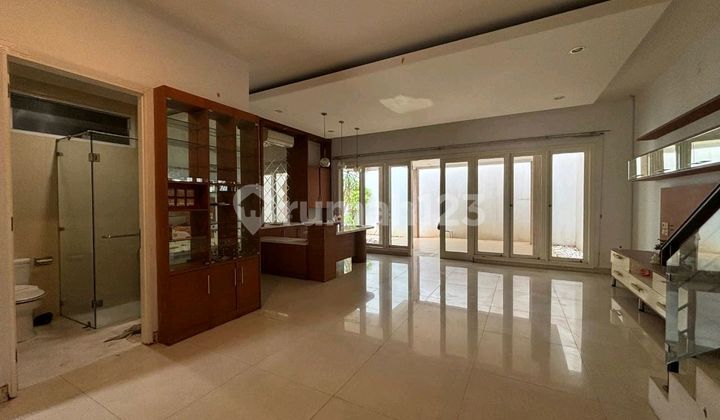 Di Jual Rumah Siap Huni Rapi dan Cantik(Lt 10X23 ) Hadap Barat Laut .Lvbyn Alsut