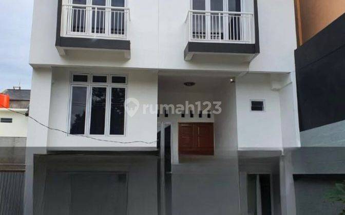 Dijual Rumah 2 Lantai Bagus di Islamic Village Karawaci. Hlefb 1