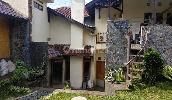 Dijual Rumah 2 Lantai Bagus Siap Huni di Lembang Bandung, jl Kol Masturi. Itaefa 2