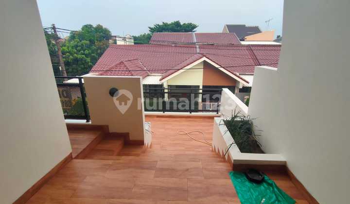 For Sale New House .Graha Bintaro.Strategic Location ,5 Minutes to Perigi Toll Gate. 2