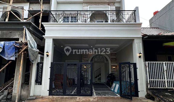 Rumah 3 Lantai SHM Terjangkau Di Depok Sudah Renovasi 1