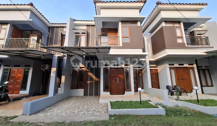 Rumah Cash Keras Harga Lembek SHM 2 Lantai Sudah Renovasi 2