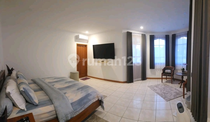 Nice house with swimming pool in Taman Pradah Indah, West Surabaya